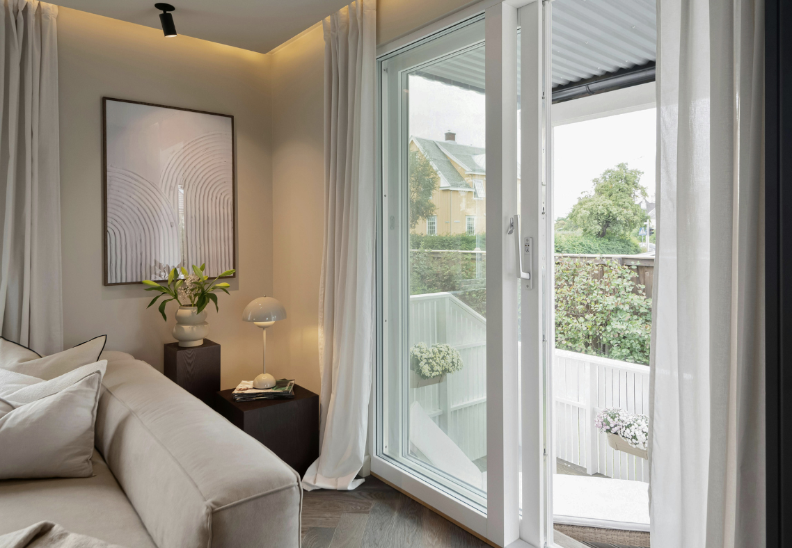 sliding glass door Signs Your Sliding Glass Doors Need to Be Replaced